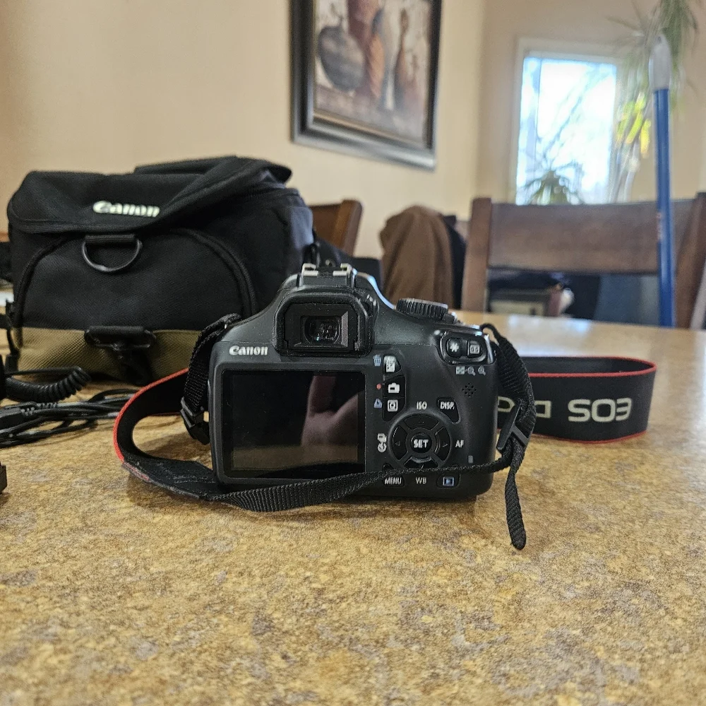 Canon Rebel EOS T3 bundle